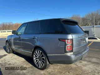 2020 Land Rover Range Rover P525 HSE z VIN SALGS2SE8LA567772, wystawiony jako Copart lot #86890524 z przebiegiem 68 695 mil mil oraz Czysty tytuł • Clean title. Historia ofert i sprzedaży dostępna na DreamBid. Obrazek 2.