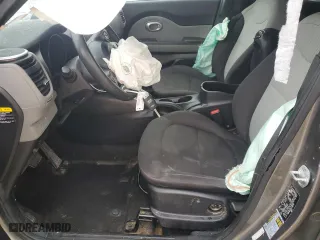 2015 Kia Soul with VIN KNDJN2A20F7190710, listed as a Copart auction lot 46115735 with 158,280 mi miles and Salvage Title. Bid and sale history available at carsss.com. Image 7.
