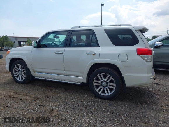 2011 Toyota 4Runner Trail с VIN JTEBU5JRXB5033547, выставлен на аукционе IAAI как лот 42576807 с пробегом 233 681 миль миль и . История ставок и продаж доступна на DreamBid. Изображение 14.