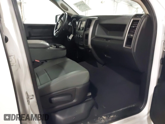 2014 Ram 1500 Express with VIN 1C6RR7FT7ES439142, listed as a IAAI auction lot 41579044 with 157,200 mi miles. Bid and sale history available at carsss.com. Image 5.