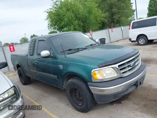 2000 Ford F-150 XL with VIN 1FTRX17L2YNC17735, listed as a IAAI auction lot 42538269 with Not provided miles and . Bid and sale history available at DreamBid. Image 1.