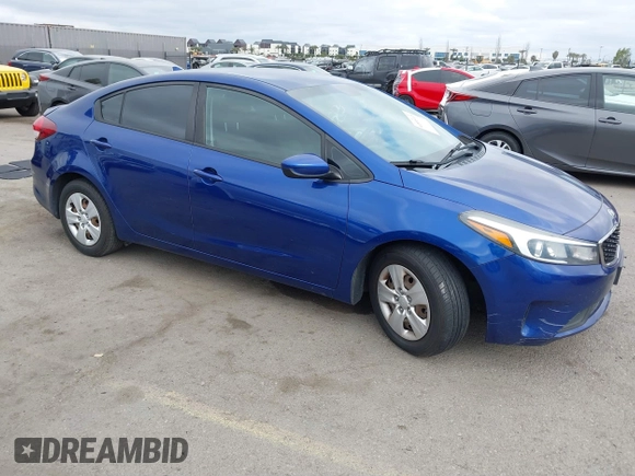 2018 Kia Forte LX with VIN 3KPFK4A77JE222924, listed as a IAAI auction lot 41896103 with 87,816 mi miles. Bid and sale history available at carsss.com. Image 1.