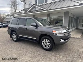 2017 Toyota Land Cruiser with VIN JTMCY7AJ5H4049172, listed as a IAAI auction lot 41925730 with 204,444 mi miles. Bid and sale history available at carsss.com. Image 1.