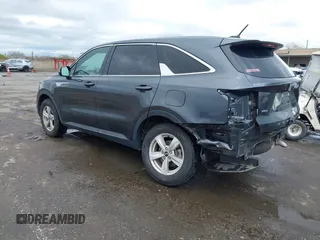 2021 Kia Sorento LX z VIN 5XYRGDLC7MG043279, wystawiony jako IAAI lot #41814356 z przebiegiem 97 094 mil mil oraz . Historia ofert i sprzedaży dostępna na DreamBid. Obrazek 3.