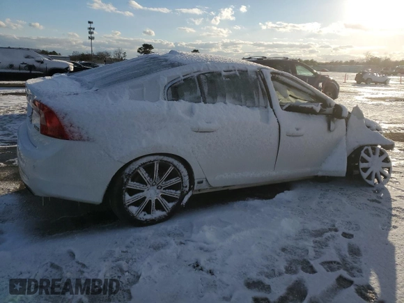 2017 Volvo S60 Inscription Platinum with VIN LYV402TM3HB154096, listed as a Copart auction lot 89213965 with 0 mi miles and Salvage Title. Bid and sale history available at carsss.com. Image 3.