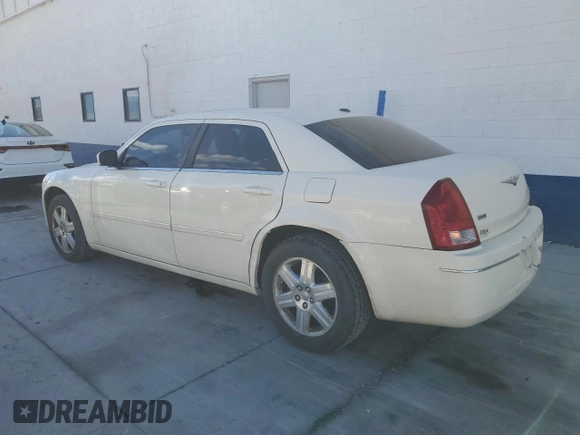 2006 Chrysler 300 Touring with VIN 2C3KK53G46H417283, listed as a Copart auction lot 76683244 with 199,688 mi miles and Salvage Title. Bid and sale history available at carsss.com. Image 2.