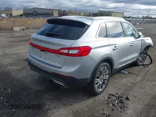 2016 Lincoln MKX Reserve with VIN 2LMTJ8LRXGBL76149, listed as a IAAI auction lot 41917774 with 90,736 mi miles and . Bid and sale history available at DreamBid. Image 4.