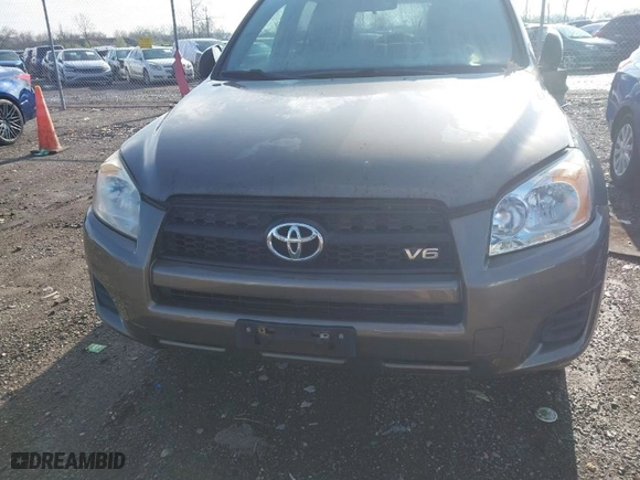 2009 Toyota RAV4 with VIN JTMZK33V595024952, listed as a IAAI auction lot 41980933 with 209,181 mi miles. Bid and sale history available at carsss.com. Image 6.