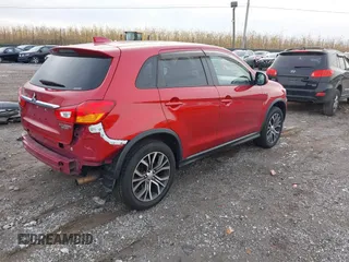 2019 Mitsubishi Outlander ES z VIN JA4AR3AU9KU025952, wystawiony jako IAAI lot #40968572 z przebiegiem 81 620 mil mil oraz . Historia ofert i sprzedaży dostępna na DreamBid. Obrazek 4.