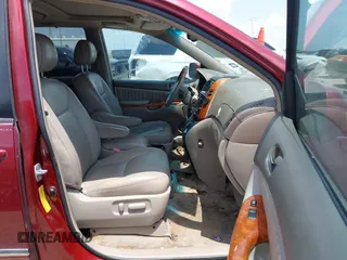2008 Toyota Sienna XLE z VIN 5TDZK22C98S204082, wystawiony jako IAAI lot #42439890 z przebiegiem 134 283 mil mil oraz . Historia ofert i sprzedaży dostępna na DreamBid. Obrazek 5.