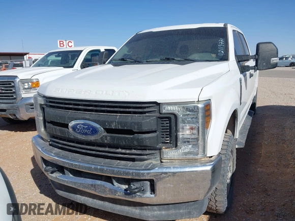 2019 Ford F-250 XL с VIN 1FT7W2B63KEG78824, выставлен на аукционе IAAI как лот 42119771 с пробегом 210 838 миль миль и . История ставок и продаж доступна на DreamBid. Изображение 12.