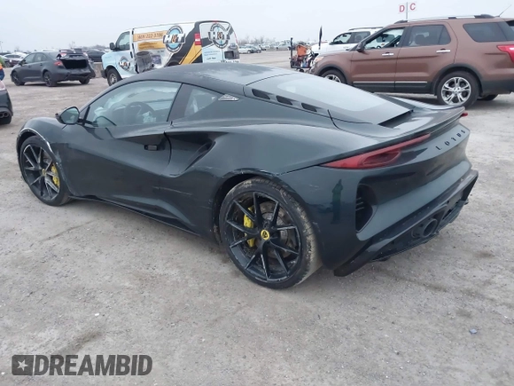 2024 Lotus Emira First Edition z VIN SCCLEKAXXRHA12761, wystawiony jako IAAI lot #41493599 z przebiegiem 10 949 mil mil oraz . Historia ofert i sprzedaży dostępna na DreamBid. Obrazek 3.