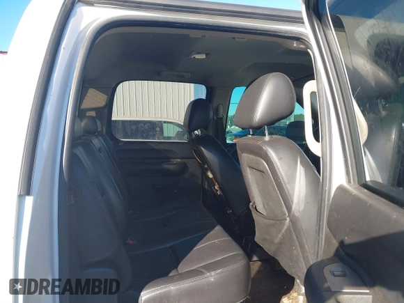 2010 Chevrolet Silverado 1500 with VIN 3GCXKSE27AG175213, listed as a IAAI auction lot 41622417 with 247,053 mi miles and . Bid and sale history available at DreamBid. Image 8.