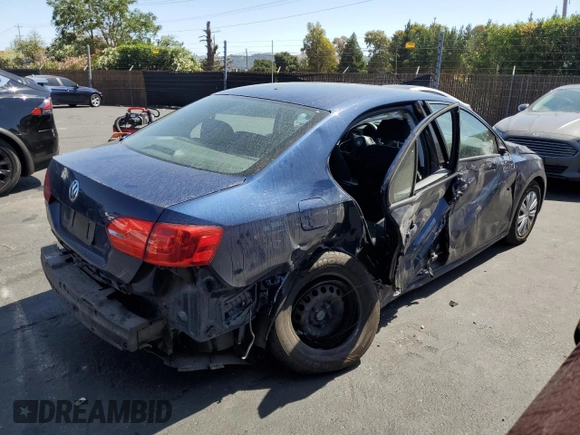 2014 Volkswagen Jetta S with VIN 3VW2K7AJ4EM235120, listed as a Copart auction lot 62731145 with 157,907 mi miles and Salvage title. Bid and sale history available at DreamBid. Image 3.