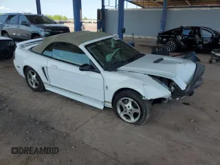 2001 Ford Mustang Deluxe z VIN 1FAFP44401F174830, wystawiony jako Copart lot #59810595 z przebiegiem Nie podano mil oraz Szkoda całkowita • Salvage title. Historia ofert i sprzedaży dostępna na DreamBid. Obrazek 4.