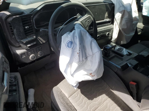 2025 Chevrolet Silverado 1500 with VIN 3GCUKHE86SG111563, listed as a Copart auction lot 42922455 with Not Provided miles and Salvage Title. Bid and sale history available at DreamBid. Image 8.