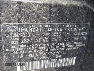 2023 Hyundai Ioniq 6 Preferred z VIN KMHM34ACXPA050798, wystawiony jako Copart lot #55333134 z przebiegiem 14 680 mil mil oraz Szkoda całkowita • Salvage title. Historia ofert i sprzedaży dostępna na DreamBid. Obrazek 12.