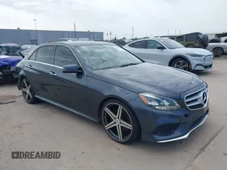 2014 Mercedes-Benz E 350 Sport z VIN WDDHF5KB6EA813847, wystawiony jako IAAI lot #41547065 z przebiegiem 127 158 mil mil oraz . Historia ofert i sprzedaży dostępna na DreamBid. Obrazek 1.