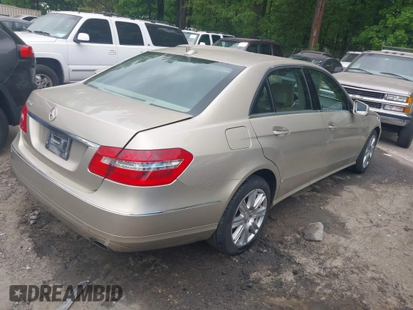 2013 Mercedes-Benz E 350 Luxury with VIN WDDHF5KB4DA728326, listed as a IAAI auction lot 42097905 with 120,370 mi miles and . Bid and sale history available at DreamBid. Image 4.
