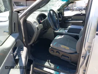 2006 Ford F-150 XLT с VIN 1FTPW14506KC52711, выставлен на аукционе IAAI как лот 42530613 с пробегом 206 528 миль миль и . История ставок и продаж доступна на DreamBid. Изображение 5.