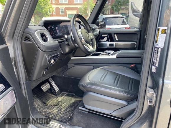 2020 Mercedes-Benz G 550 z VIN W1NYC6BJ1LX353XXX, wystawiony jako Copart lot #59189105 z przebiegiem 30 603 mil mil oraz Tytuł czysty. Historia ofert i sprzedaży dostępna na DreamBid. Obrazek 10.