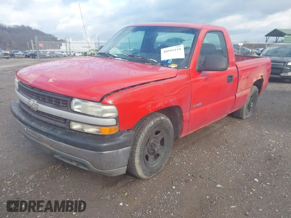 1999 Chevrolet Silverado 1500 with VIN 1GCEC14W9XZ131595, listed as a IAAI auction lot 40992118 with 0 mi miles. Bid and sale history available at carsss.com. Image 2.