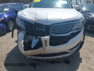 2016 Lincoln MKX Reserve with VIN 2LMTJ8LR6GBL66332, listed as a IAAI auction lot 41932408 with 75,306 mi miles and . Bid and sale history available at DreamBid. Image 12.