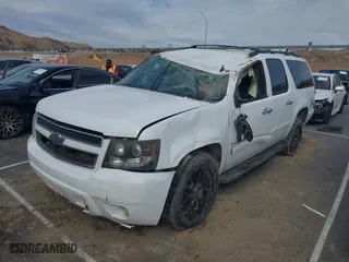 2009 Chevrolet Suburban LT w/2LT with VIN 1GNFC26089R171048, listed as a IAAI auction lot 41464986 with 1 mi miles. Bid and sale history available at carsss.com. Image 17.