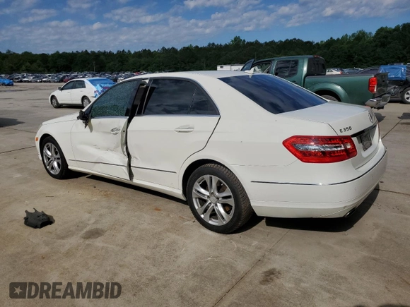 2010 Mercedes-Benz E 350 Luxury z VIN WDDHF8HB3AA147100, wystawiony jako Copart lot #55555295 z przebiegiem 165 873 mil mil oraz Szkoda całkowita • Salvage title. Historia ofert i sprzedaży dostępna na DreamBid. Obrazek 2.