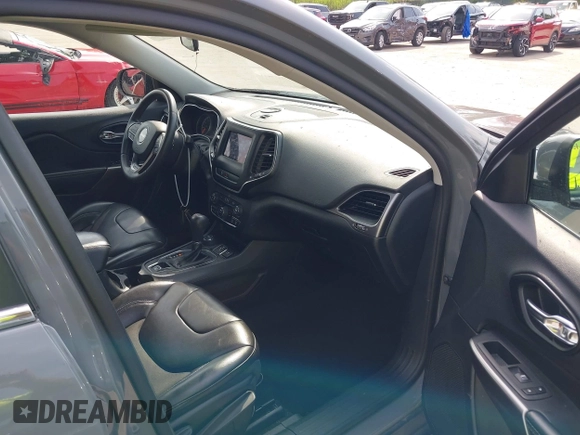 2020 Jeep Cherokee Latitude Plus with VIN 1C4PJMLB0LD651125, listed as a IAAI auction lot 42480253 with 105,649 mi miles and . Bid and sale history available at DreamBid. Image 5.
