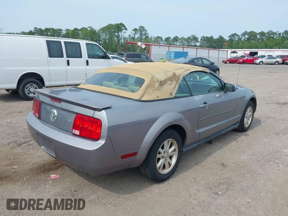 2007 Ford Mustang Deluxe with VIN 1ZVFT84N675260614, listed as a IAAI auction lot 42406953 with 139,592 mi miles and . Bid and sale history available at DreamBid. Image 4.
