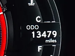 2023 Lexus IS 500 F Sport Performance z VIN JTHAP1D22P5003981, wystawiony jako IAAI lot #42262101 z przebiegiem 13 479 mil mil oraz . Historia ofert i sprzedaży dostępna na DreamBid. Obrazek 16.