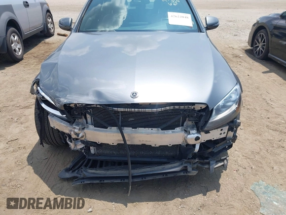 2018 Mercedes-Benz C 300 with VIN WDDWF4JB1JR357884, listed as a IAAI auction lot 42622048 with 58,540 mi miles and . Bid and sale history available at DreamBid. Image 13.