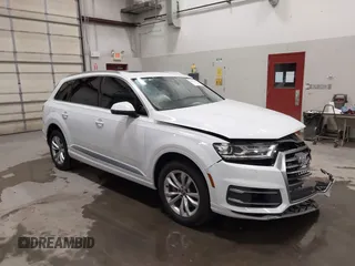 2018 Audi Q7 Premium Plus z VIN WA1LAAF73JD028903, wystawiony jako IAAI lot #42044235 z przebiegiem 113 033 mil mil oraz . Historia ofert i sprzedaży dostępna na DreamBid. Obrazek 1.