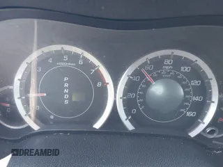 2011 Acura TSX Technology z VIN JH4CW2H69BC001325, wystawiony jako IAAI lot #41672714 z przebiegiem Nie podano mil oraz . Historia ofert i sprzedaży dostępna na DreamBid. Obrazek 7.