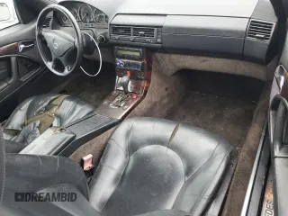2001 Mercedes-Benz SL 500 z VIN WDBFA68F31F195902, wystawiony jako Copart lot #58252595 z przebiegiem 156 732 mil mil oraz Czysty tytuł • Clean title. Historia ofert i sprzedaży dostępna na DreamBid. Obrazek 8.
