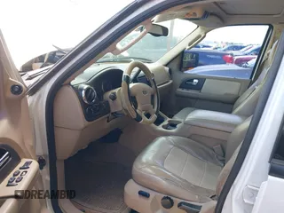 2005 Ford Expedition Eddie Bauer с VIN 1FMFU17585LA69297, выставлен на аукционе IAAI как лот 42465153 с пробегом 271 526 миль миль и . История ставок и продаж доступна на DreamBid. Изображение 12.