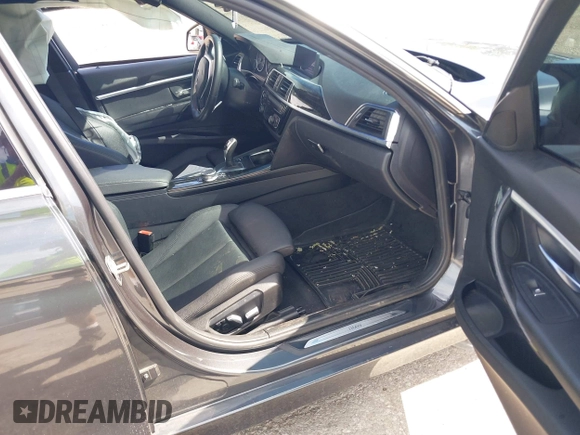 2018 BMW 3 Series 330i xDrive with VIN WBA8D9G52JNU73073, listed as a IAAI auction lot 42616134 with 93,048 mi miles and . Bid and sale history available at DreamBid. Image 5.