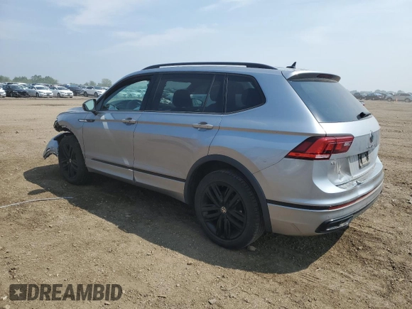 2022 Volkswagen Tiguan SE R-Line Black with VIN 3VV8B7AX5NM138429, listed as a Copart auction lot 59428215 with 21,181 mi miles and Salvage title. Bid and sale history available at DreamBid. Image 2.