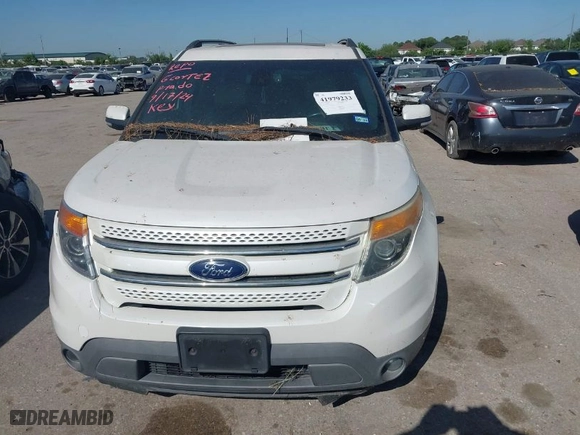 2014 Ford Explorer Limited with VIN 1FM5K8F88EGA74451, listed as a IAAI auction lot 41979233 with 146,436 mi miles. Bid and sale history available at carsss.com. Image 6.