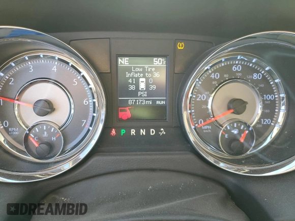 2015 Chrysler Town & Country Touring L with VIN 2C4RC1CG8FR547139, listed as a Copart auction lot 49427805 with 87,173 mi miles and Salvage Title. Bid and sale history available at DreamBid. Image 9.