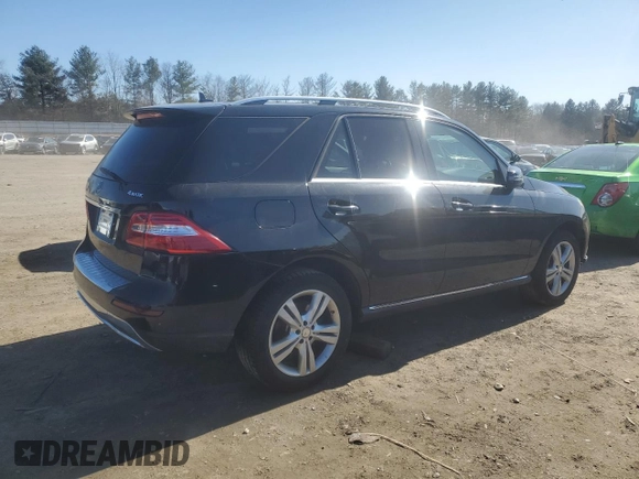 2014 Mercedes-Benz M 350 with VIN 4JGDA5HB4EA359530, listed as a Copart auction lot 47174455 with 142,136 mi miles and Salvage Title. Bid and sale history available at carsss.com. Image 3.