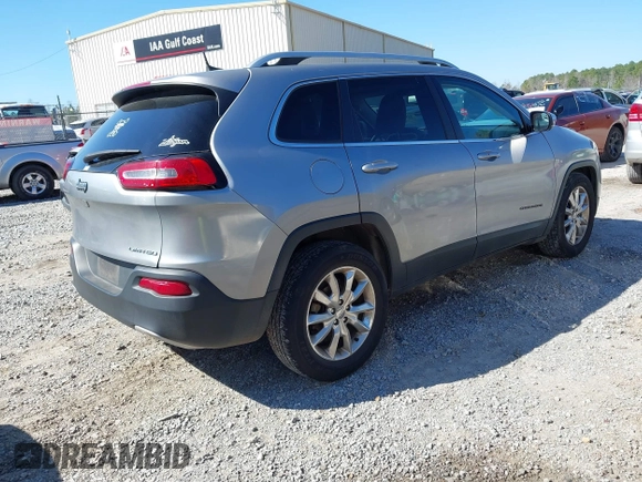 2016 Jeep Cherokee Limited with VIN 1C4PJLDB8GW239294, listed as a IAAI auction lot 41675712 with 140,491 mi miles. Bid and sale history available at carsss.com. Image 4.