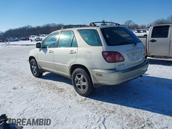 1999 Lexus RX 300 Luxury SUV with VIN JT6HF10U9X0078840, listed as a IAAI auction lot 41361325 with 231,519 mi miles. Bid and sale history available at carsss.com. Image 3.