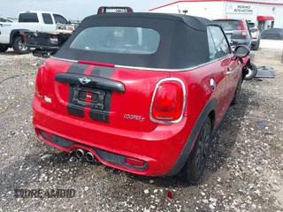 2017 MINI Convertible Cooper S с VIN WMWWG9C34H3C80967, выставлен на аукционе IAAI как лот 42116110 с пробегом 42 878 миль миль и . История ставок и продаж доступна на DreamBid. Изображение 4.