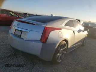2014 Cadillac ELR z VIN 1G6RR1E49EU601165, wystawiony jako Copart lot #73226494 z przebiegiem 116 456 mil mil oraz Szkody całkowita. Historia ofert i sprzedaży dostępna na DreamBid. Obrazek 3.