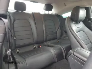 2017 Mercedes-Benz C 300 z VIN WDDWJ4KBXHF328960, wystawiony jako Copart lot #52862365 z przebiegiem 50 904 mil mil oraz Szkoda całkowita • Salvage title. Historia ofert i sprzedaży dostępna na DreamBid. Obrazek 10.