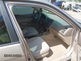 2001 Honda Civic EX with VIN 2HGES26711H599408, listed as a IAAI auction lot 41993846 with 96,095 mi miles and . Bid and sale history available at DreamBid. Image 5.