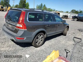 2015 Volvo XC70 T5 Drive-E Premier with VIN YV440MBK8F1219697, listed as a Copart auction lot 65172644 with 103,217 mi miles and Salvage Title. Bid and sale history available at DreamBid. Image 3.