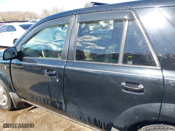 2004 Saturn VUE V6 with VIN 5GZCZ63414S807284, listed as a IAAI auction lot 41866792 with 108,989 mi miles. Bid and sale history available at carsss.com. Image 14.